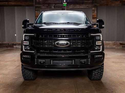 Used 2022 Ford F250 Lariat w/ Tremor Off-Road Package image 2