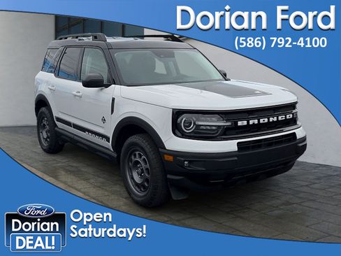 Certified 2024 Ford Bronco Sport Outer Banks AWD/4WD image 1