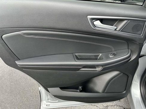 Used 2024 Ford Edge Titanium w/ Equipment Group 301A image 12