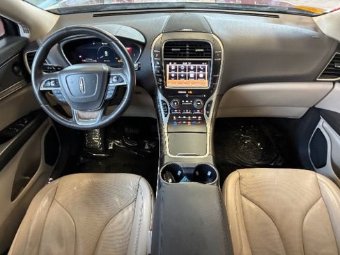 Used 2019 Lincoln Nautilus Reserve AWD/4WD image 19