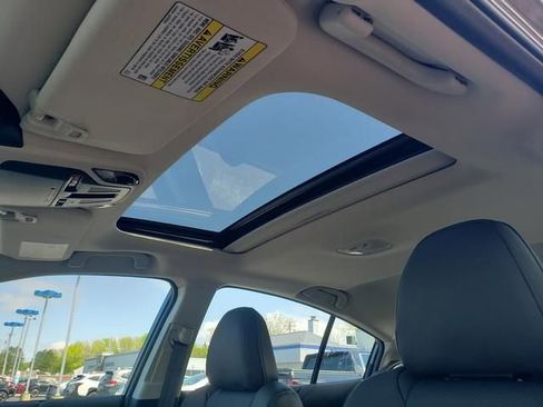 Used 2025 Subaru Legacy Limited image 14