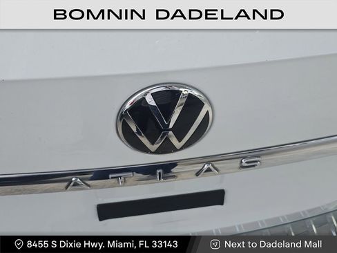 Used 2021 Volkswagen Atlas SEL R-Line image 7