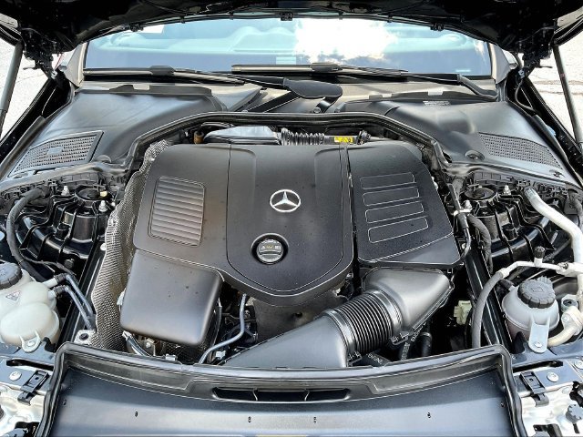 Used 2023 Mercedes-Benz C 300 Sedan image 30