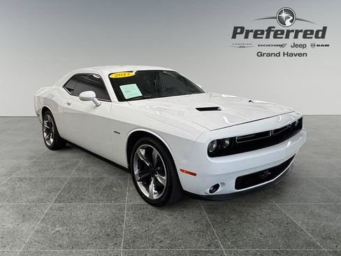 Used 2017 Dodge Challenger R/T w/ Sound Group RWD image 1