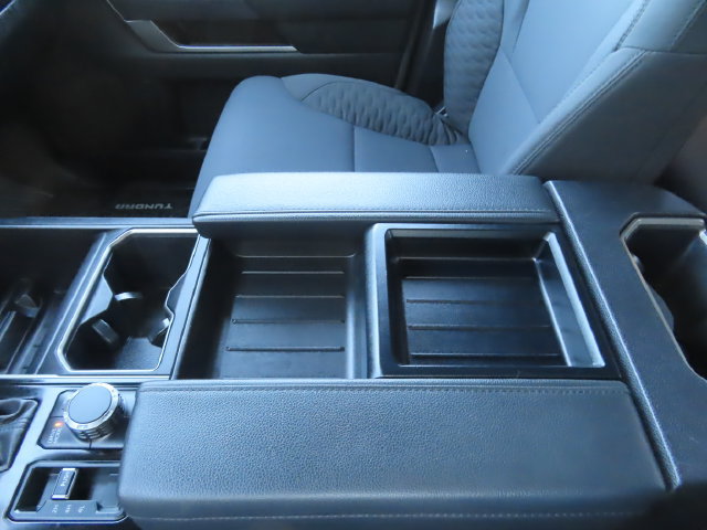 Used 2025 Toyota Tundra SR5 AWD/4WD image 36