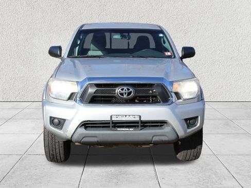 Used 2013 Toyota Tacoma 4x4 Access Cab image 3