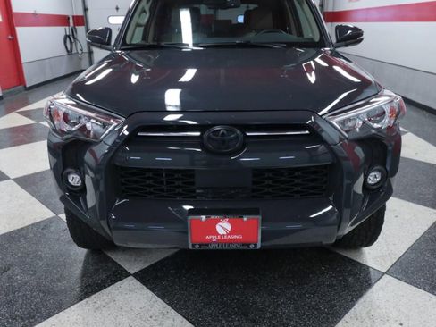 Used 2024 Toyota 4Runner SR5 Premium w/ Moonroof Package AWD/4WD image 4