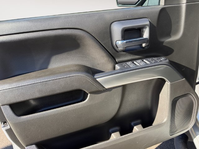 Used 2018 Chevrolet Silverado 1500 LT w/ All Star Edition AWD/4WD image 10
