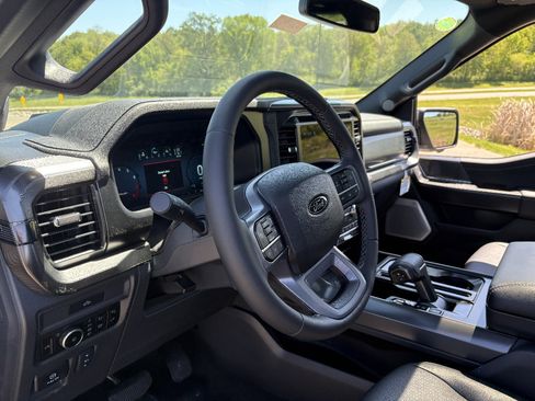 New 2026 Ford F150 Lariat w/ Equipment Group 502A High AWD/4WD image 29