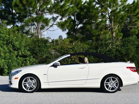 Used 2012 Mercedes-Benz E 550 Cabriolet w/ Appearance Pkg image 32