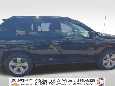 New 2027 Chevrolet Equinox LT w/ Convenience Package II AWD/4WD image 9