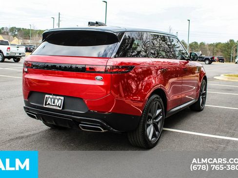 Used 2023 Land Rover Range Rover Sport SE image 6