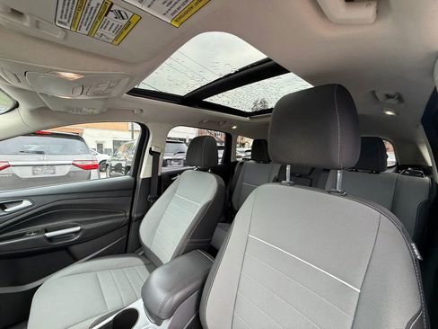 Used 2015 Ford Escape SE w/ Equipment Group 201A AWD/4WD image 24