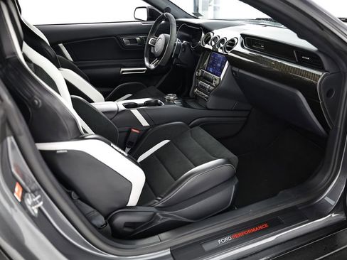 Used 2021 Ford Mustang Shelby GT500 w/ Technology Package image 27