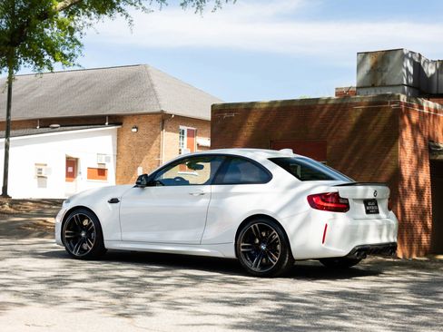 Used 2017 BMW M2 RWD image 11
