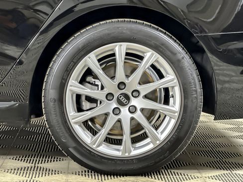 Used 2024 Audi A4 2.0T Premium w/ Convenience Package image 23