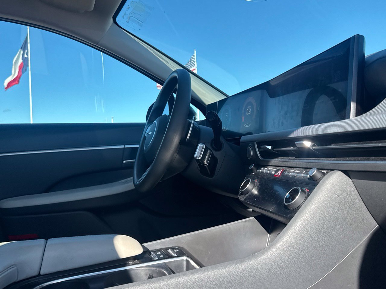 Used 2025 Hyundai Sonata SEL FWD image 29