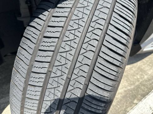 Used 2025 Mercedes-Benz GLS 450 4MATIC image 3