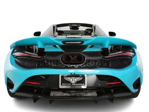 Used 2024 McLaren 750S Spider RWD image 15