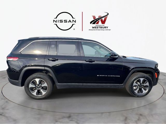 Used 2024 Jeep Grand Cherokee Limited 4xe AWD/4WD image 5