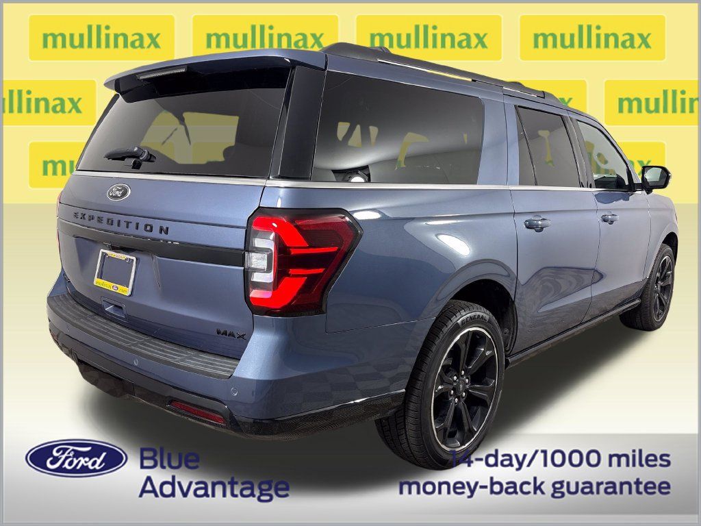 Certified 2023 Ford Expedition Max Limited RWD image 4