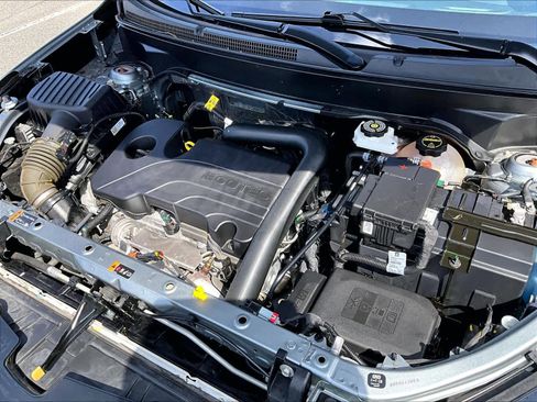 Used 2024 Chevrolet Equinox LT image 35