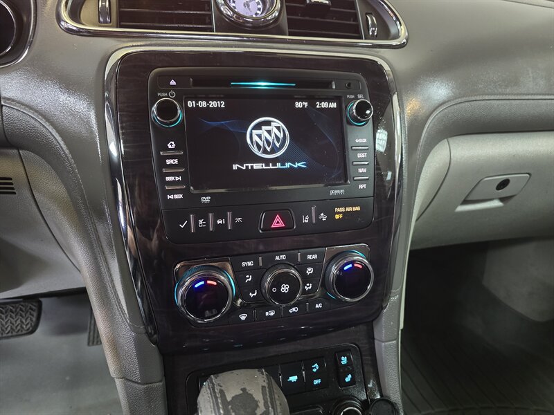 Used 2016 Buick Enclave Premium w/ Experience Buick Package FWD image 25
