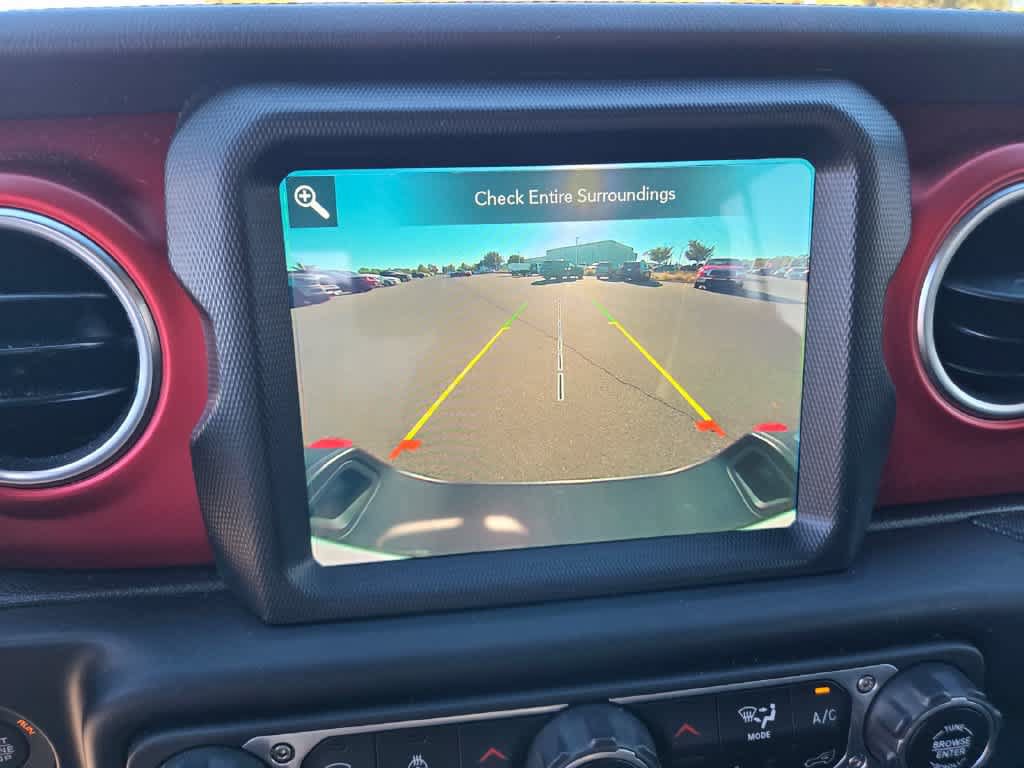 Used 2023 Jeep Gladiator Rubicon w/ LED Lighting Group AWD/4WD image 11