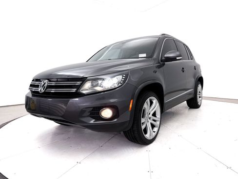 Used 2016 Volkswagen Tiguan SEL FWD image 3