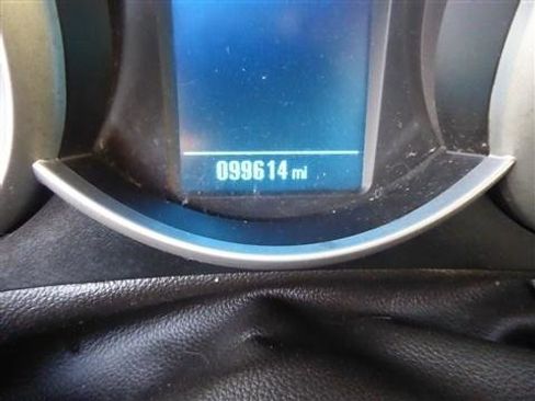 Used 2014 Chevrolet Cruze LS image 12
