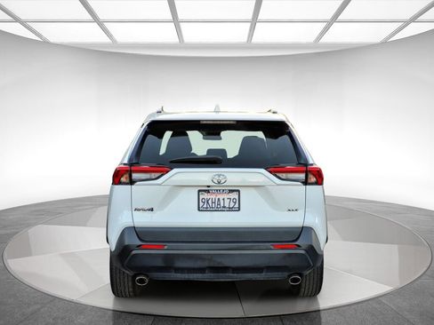 Used 2024 Toyota RAV4 XLE image 4
