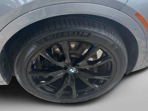 Used 2024 BMW X7 M60i w/ Executive Package AWD/4WD image 5