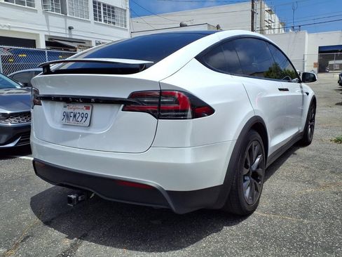 Used 2024 Tesla Model X AWD/4WD image 16