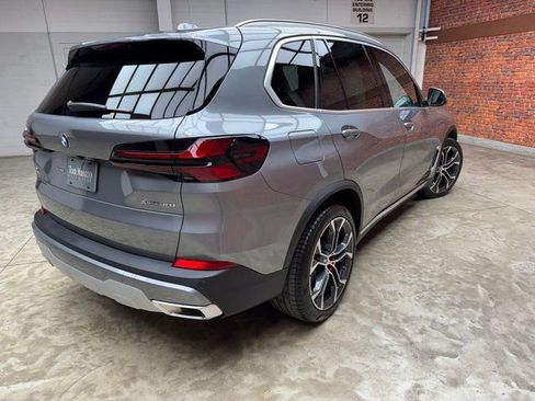 Used 2026 BMW X5 xDrive40i AWD/4WD image 5
