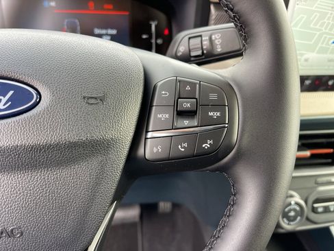 New 2025 Ford Maverick Lariat image 15