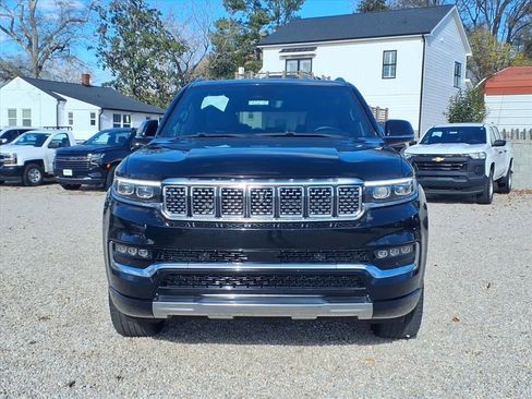 Used 2022 Jeep Grand Wagoneer Series II image 2