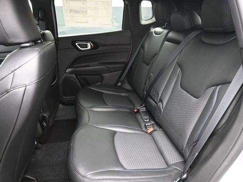 New 2026 Jeep Compass Latitude AWD/4WD image 17
