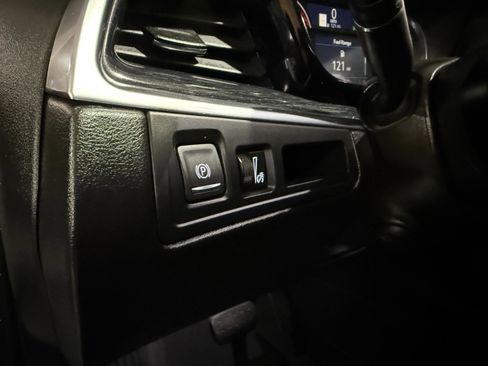 Used 2024 Cadillac XT5 Premium Luxury image 29