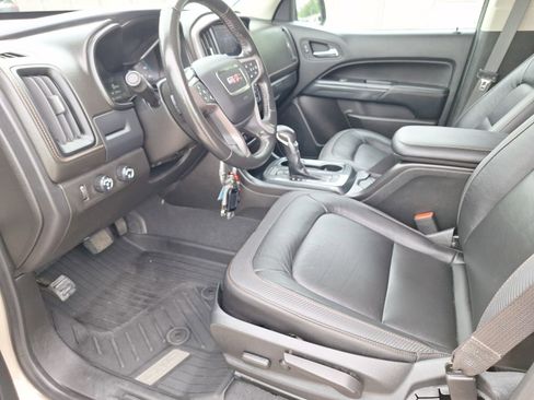 Used 2022 GMC Canyon AT4 AWD/4WD image 16