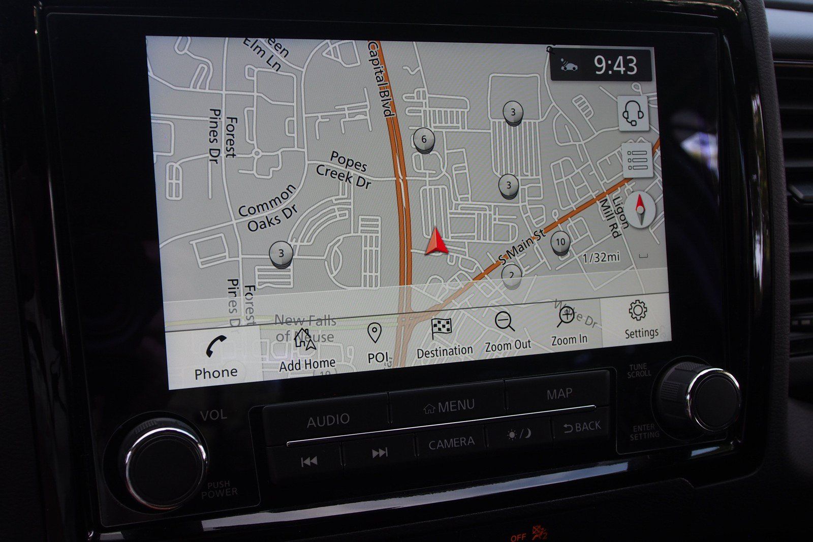 Used 2022 Nissan Frontier Pro-X RWD image 28