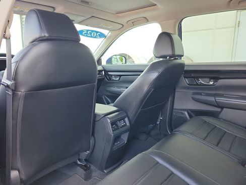 Used 2025 Honda CR-V EX-L image 15
