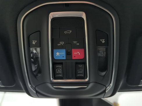 New 2025 Jeep Grand Cherokee L Laredo image 67