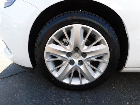 Used 2017 Chevrolet Impala LS image 9