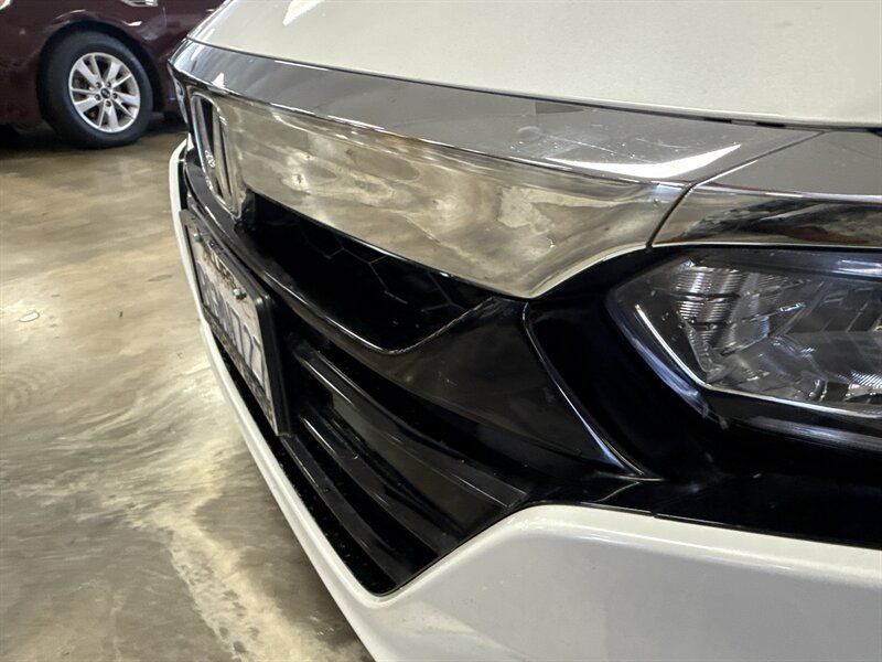 Used 2018 Honda Accord LX image 14