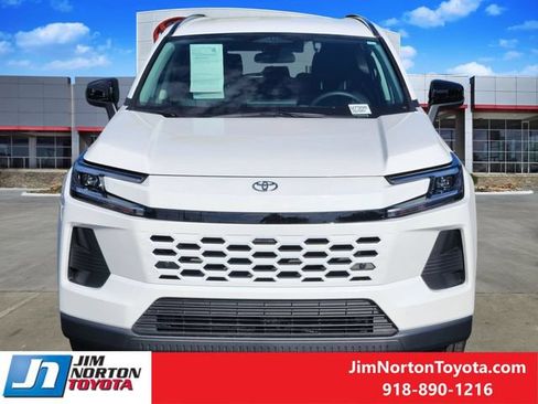 Used 2026 Toyota RAV4 XLE Premium FWD image 2