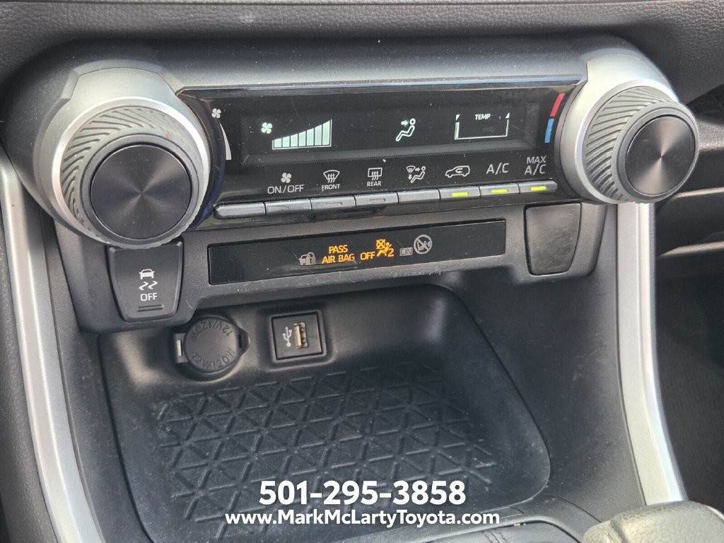 Used 2023 Toyota RAV4 LE FWD image 19