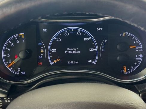 Used 2019 Jeep Grand Cherokee Limited AWD/4WD image 14