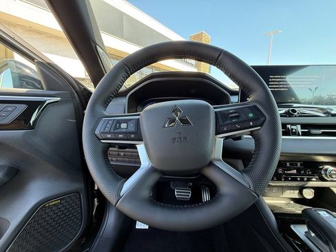 New 2026 Mitsubishi Outlander SEL Black Edition FWD image 19