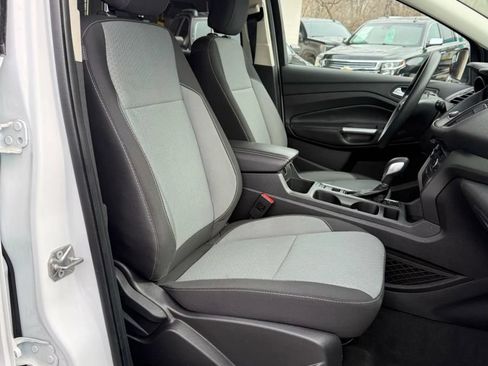 Used 2019 Ford Escape SE AWD/4WD image 18