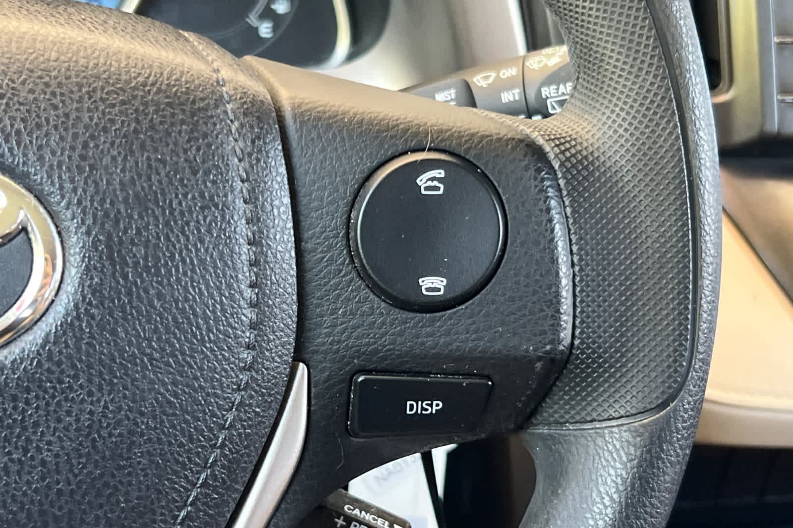 Used 2013 Toyota RAV4 LE AWD/4WD image 25